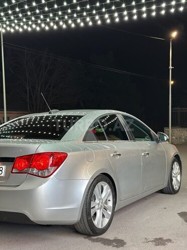 Chevrolet Cruze 2015, 143,000 km - 1.4 л - Şəki