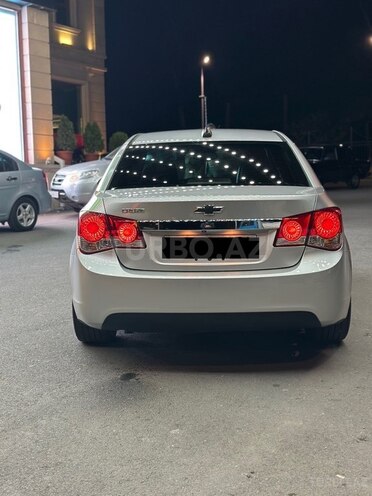 Chevrolet Cruze 2015, 143,000 km - 1.4 л - Şəki