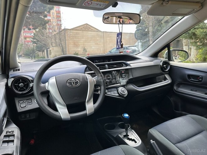 Toyota Aqua 2016, 170,000 km - 1.5 l - Bakı