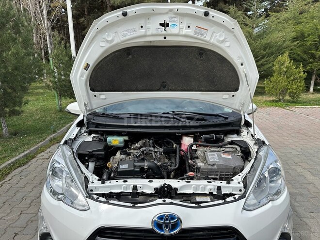 Toyota Aqua 2016, 170,000 km - 1.5 l - Bakı