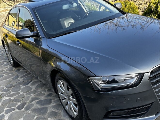Audi A4 2014, 121,000 km - 1.8 l - Bakı