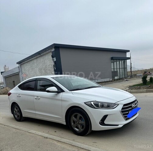 Hyundai Avante 2015, 169,000 km - 1.6 л - Bakı