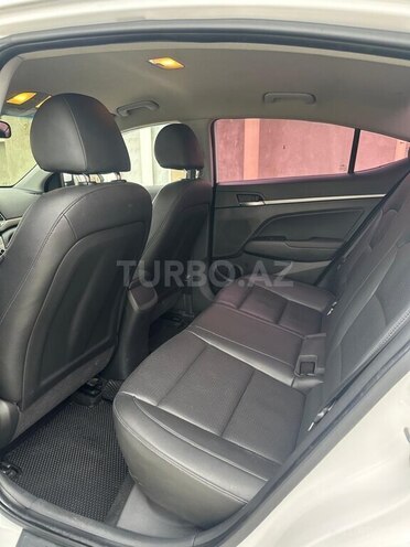 Hyundai Avante 2015, 169,000 km - 1.6 л - Bakı