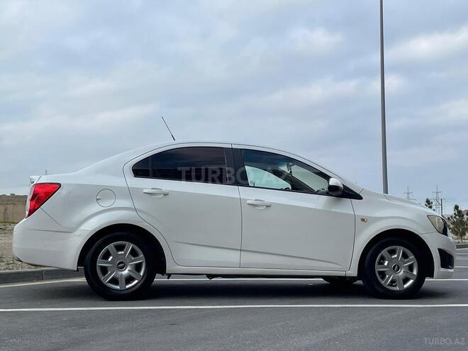 Chevrolet Aveo-4