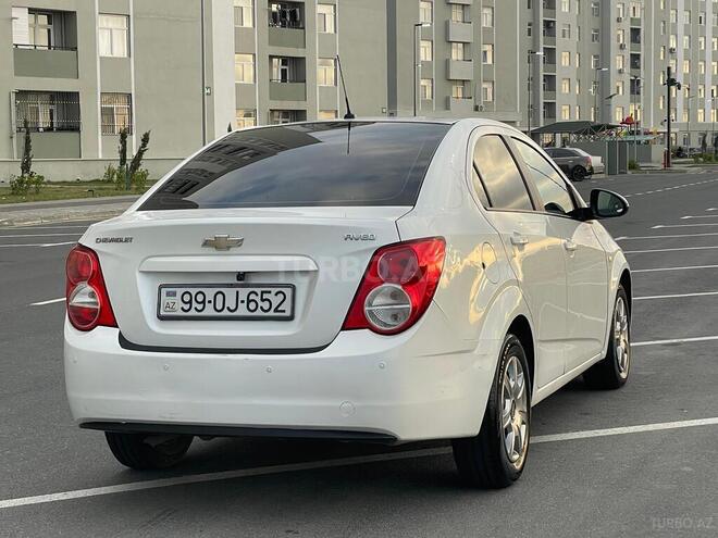 Chevrolet Aveo-6