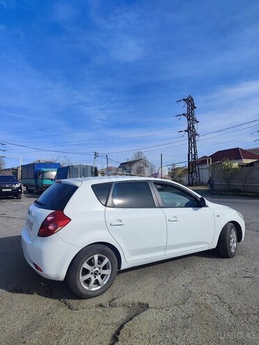 Kia Ceed 2007, 336,000 km - 1.6 л - Bakı
