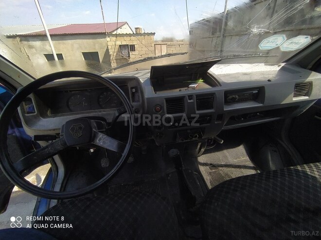 GAZ 33021 1997, 200,000 km - 2.4 l - Salyan