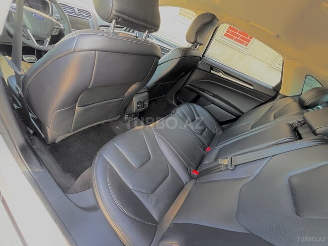 Ford Fusion (North America) 2016, 108,000 km - 2.0 л - Bakı