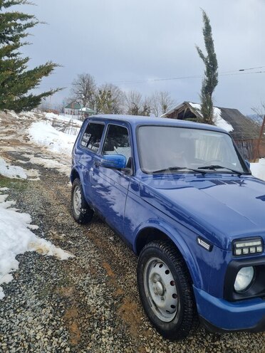 LADA (VAZ) Niva 2015, 190,000 km - 1.7 l - Lerik