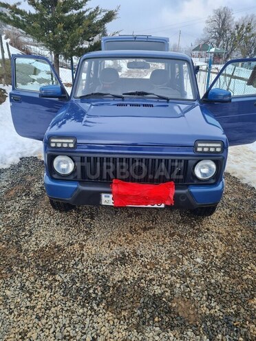 LADA (VAZ) Niva 2015, 190,000 km - 1.7 l - Lerik