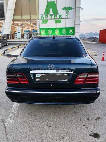 Mercedes E 220 d 2001, 450,000 km - 2.2 l - Bakı