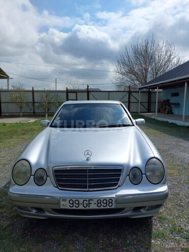 Mercedes E 240 2000, 330,000 km - 2.4 l - Goranboy