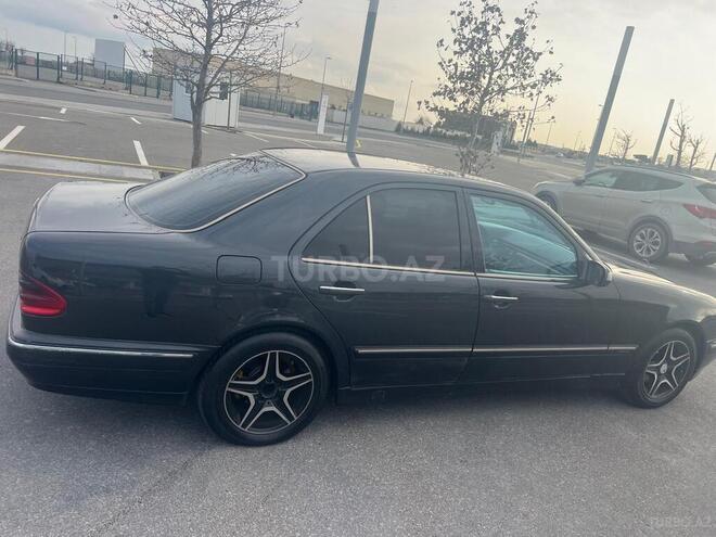 Mercedes E 220 d 2001, 510,000 km - 2.2 l - Bakı