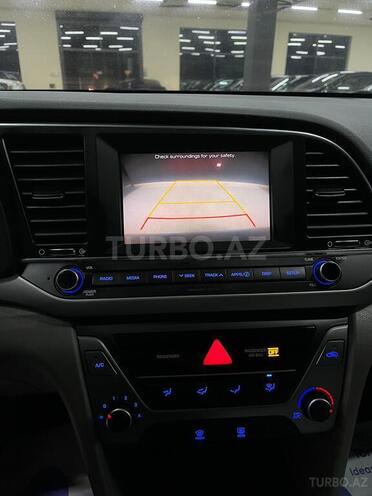 Hyundai Elantra 2018, 142,003 km - 2.0 l - Bakı