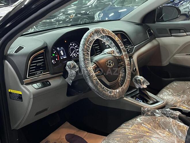 Hyundai Elantra 2018, 142,003 km - 2.0 l - Bakı