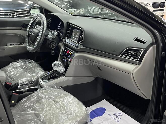Hyundai Elantra 2018, 142,003 km - 2.0 l - Bakı