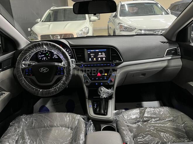 Hyundai Elantra 2018, 142,003 km - 2.0 l - Bakı