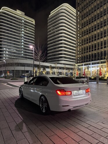 BMW 328 2014, 180,000 km - 2.0 l - Bakı
