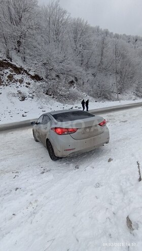 Hyundai Avante 2014, 190,000 km - 1.6 л - Bakı