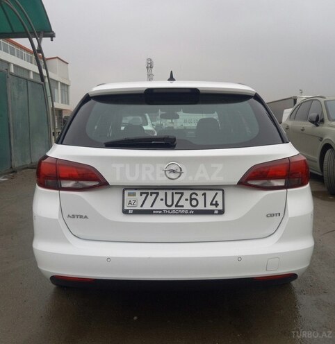 Opel Astra 2018, 210,000 km - 1.6 l - Bakı