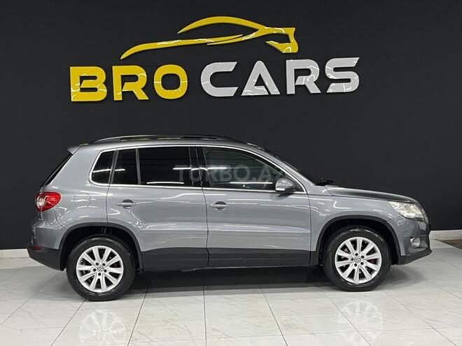 Volkswagen Tiguan 2009, 297,001 km - 2.0 l - Bakı