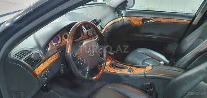 Mercedes E 220 d 2005, 356,000 km - 2.2 л - Bakı