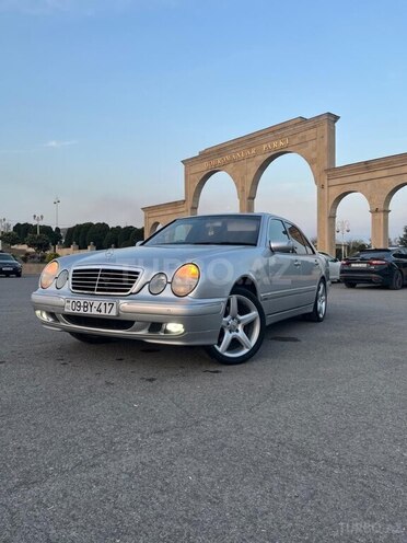 Mercedes E 320 2001, 244,000 km - 3.2 l - Bərdə