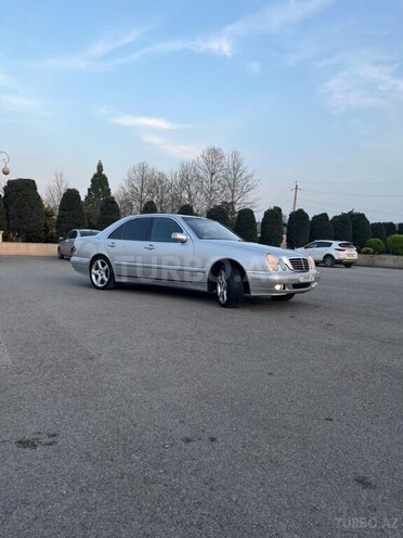 Mercedes E 320 2001, 244,000 km - 3.2 l - Bərdə