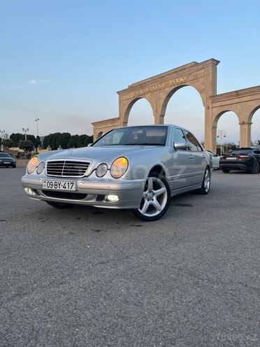 Mercedes E 320 2001, 244,000 km - 3.2 l - Bərdə