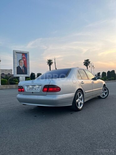 Mercedes E 320 2001, 244,000 km - 3.2 l - Bərdə