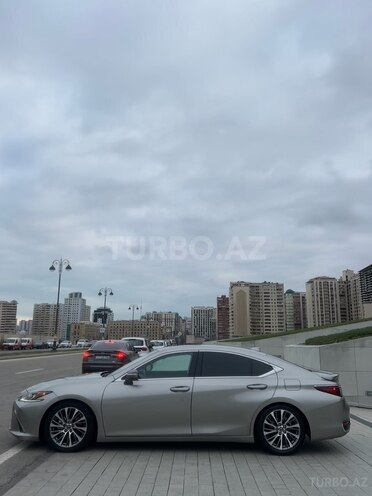 Lexus ES 300h 2020, 63,000 km - 2.5 l - Bakı