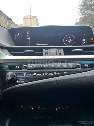 Lexus ES 300h 2020, 63,000 km - 2.5 l - Bakı