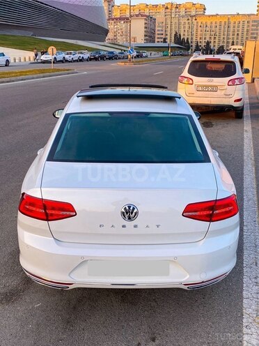 Volkswagen Passat 2016, 207,000 km - 1.8 l - Bakı