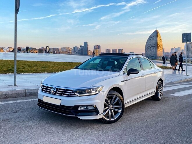 Volkswagen Passat 2016, 207,000 km - 1.8 l - Bakı