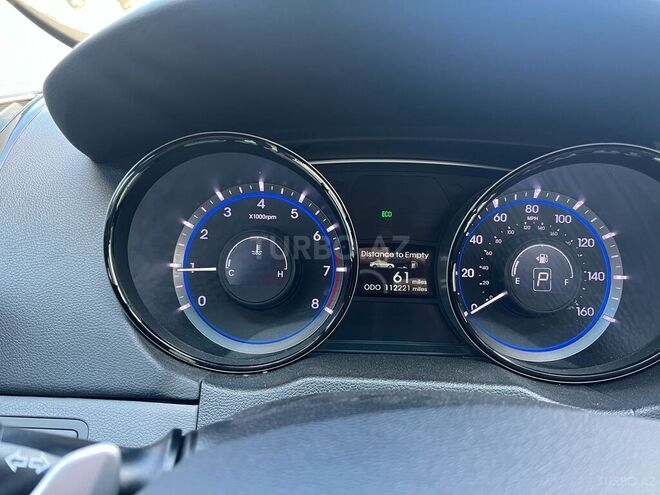 Hyundai Sonata 2013, 180,600 km - 2.0 l - Bakı