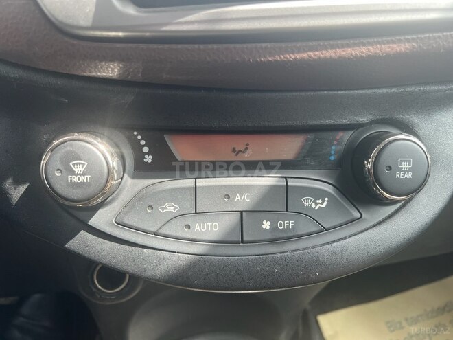 Toyota Vitz 2019, 38,000 km - 1.5 l - Bakı