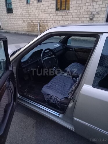 Mercedes E 230 1990, 410,000 km - 2.3 l - Gəncə