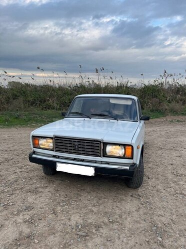 LADA (VAZ) 2107 2005, 120,000 km - 1.6 л - Saatlı