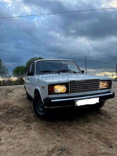LADA (VAZ) 2107 2005, 120,000 km - 1.6 л - Saatlı