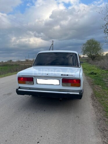 LADA (VAZ) 2107 2005, 120,000 km - 1.6 л - Saatlı
