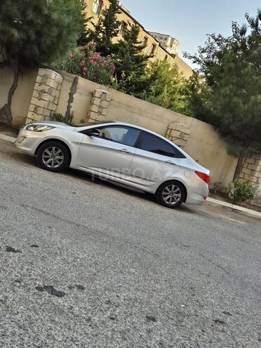 Hyundai Accent 2011, 182,000 km - 1.6 l - Bakı