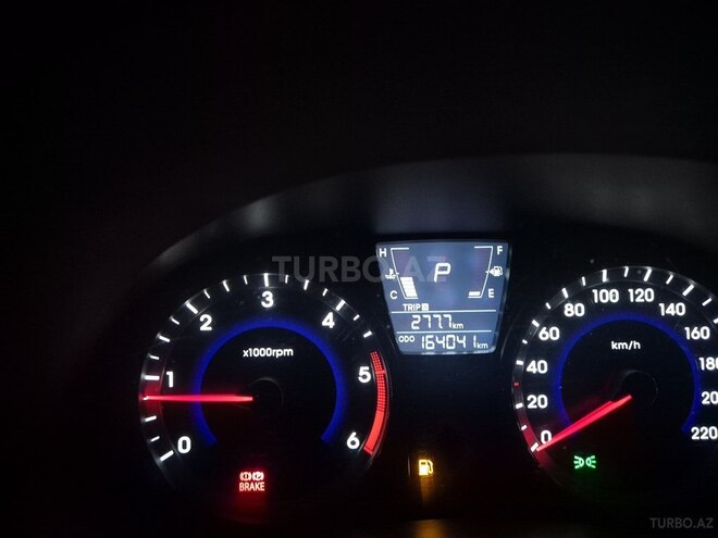 Hyundai Accent 2011, 182,000 km - 1.6 l - Bakı