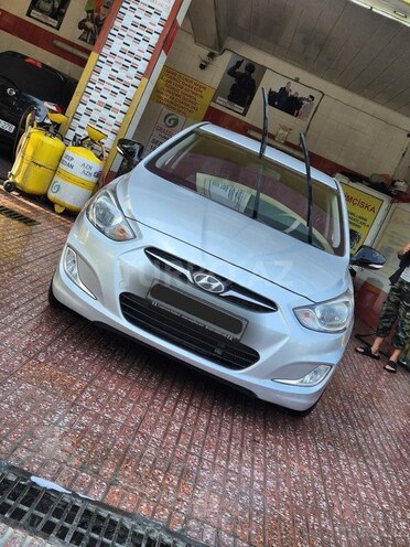 Hyundai Accent 2011, 182,000 km - 1.6 l - Bakı