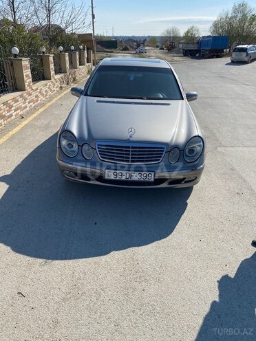 Mercedes E 270 2002, 437,555 km - 2.7 l - Bakı
