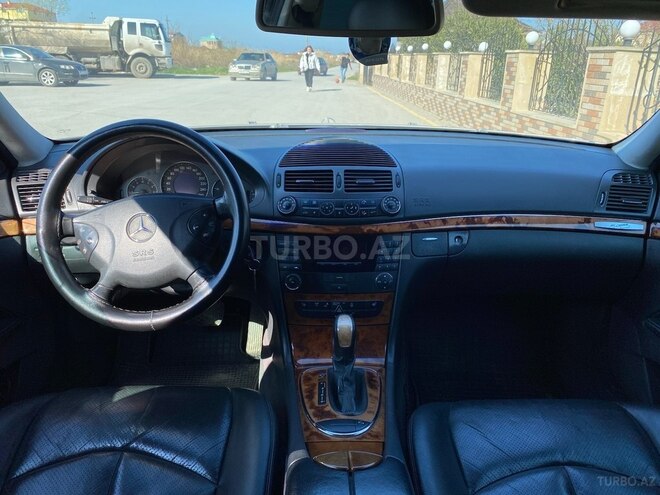 Mercedes E 270 2002, 437,555 km - 2.7 l - Bakı