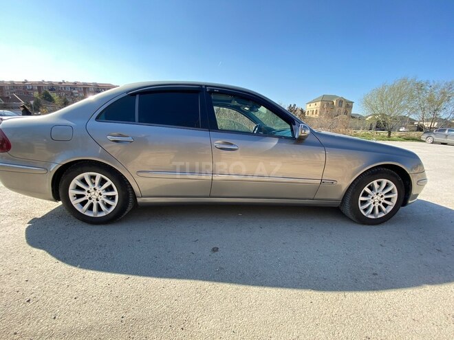 Mercedes E 270 2002, 437,555 km - 2.7 l - Bakı