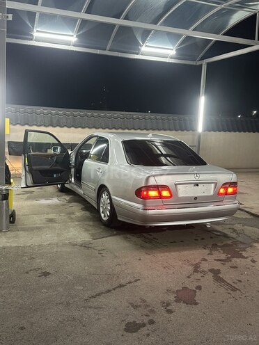 Mercedes E 320 2000, 398,000 km - 3.2 l - Gəncə