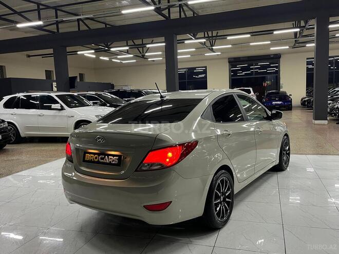 Hyundai Accent 2017, 155,003 km - 1.6 l - Bakı