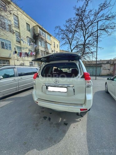 Toyota Land Cruiser Prado 2013, 77,300 km - 2.7 л - Bakı