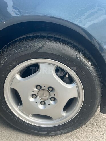 Mercedes E 200 1998, 512,452 km - 2.0 l - Göyçay